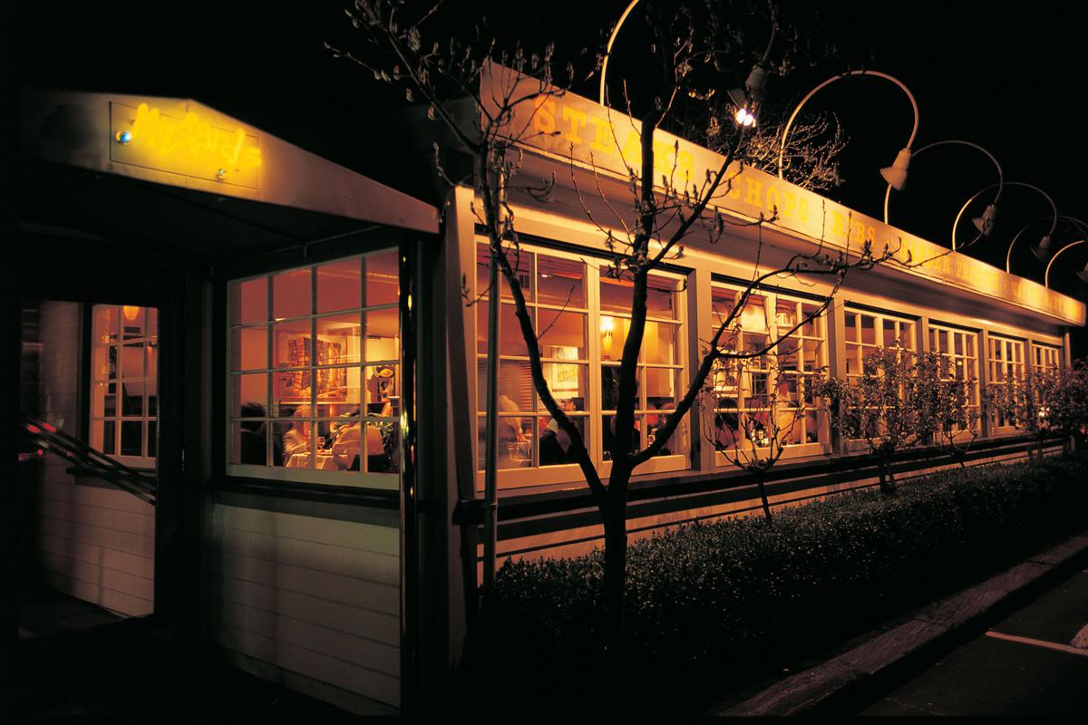 Mustards Grill, photo 2
